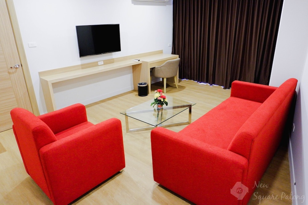 هتل نیو اسکوئر پاتونگ